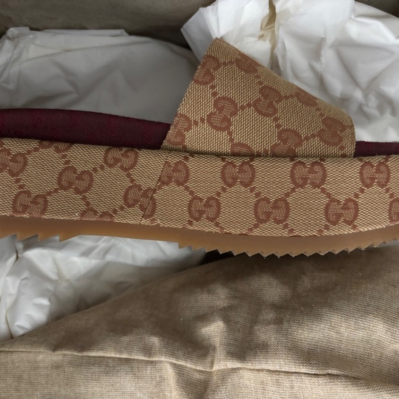 Gucci Platform Slides - Picture 3 of 7